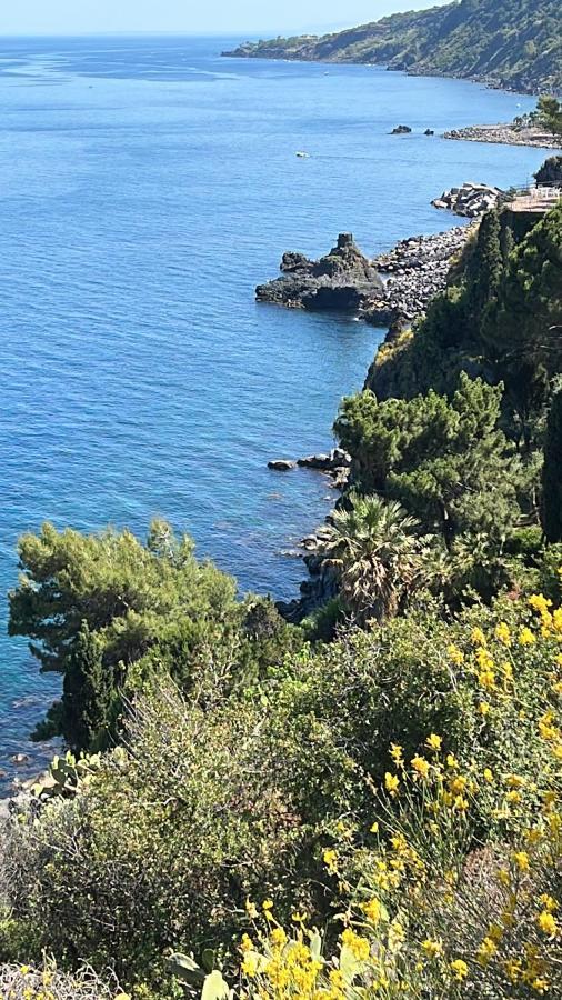 Villa Petra Sappa - Relax & Wellness Acireale Bagian luar foto